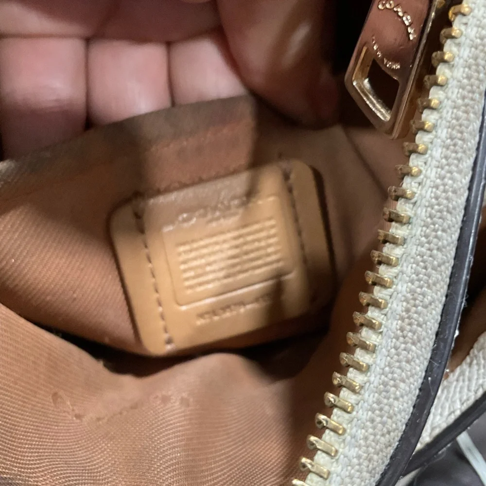 COACH LEATHER‎ IVORY CROSSBODY BAG